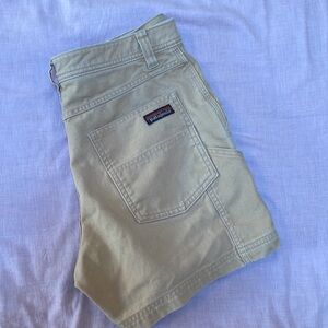 Patagonia women’s all seasons hemp canvas shorts - 5” inseam